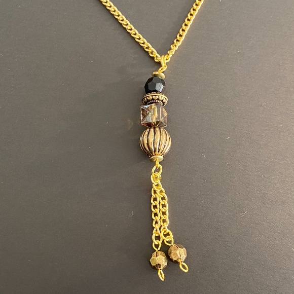 Random Brown Necklace - Picture 2 of 3